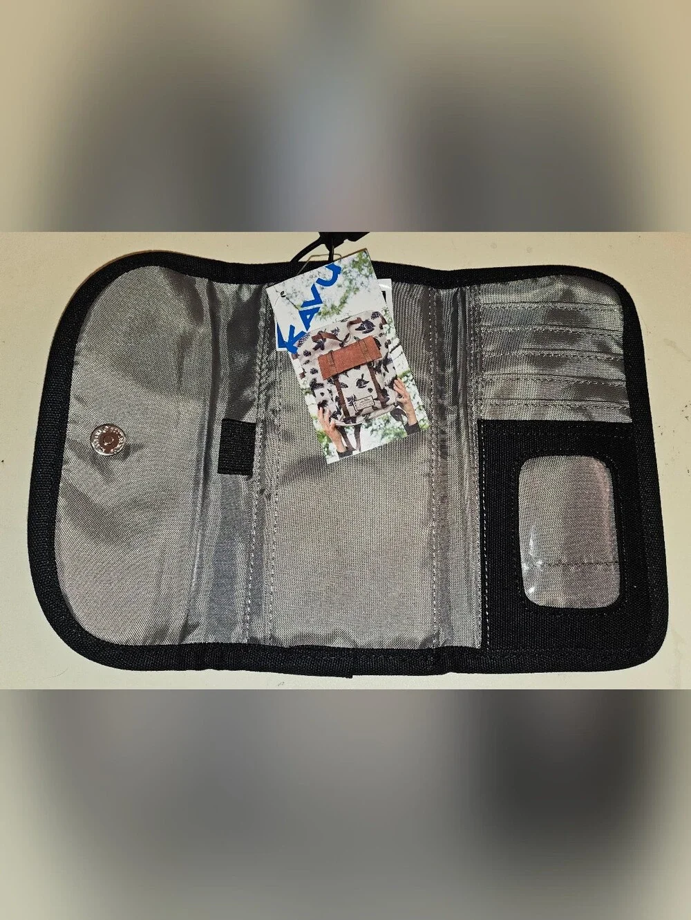 New KAVU Men's Black Canvas Wallet NWT